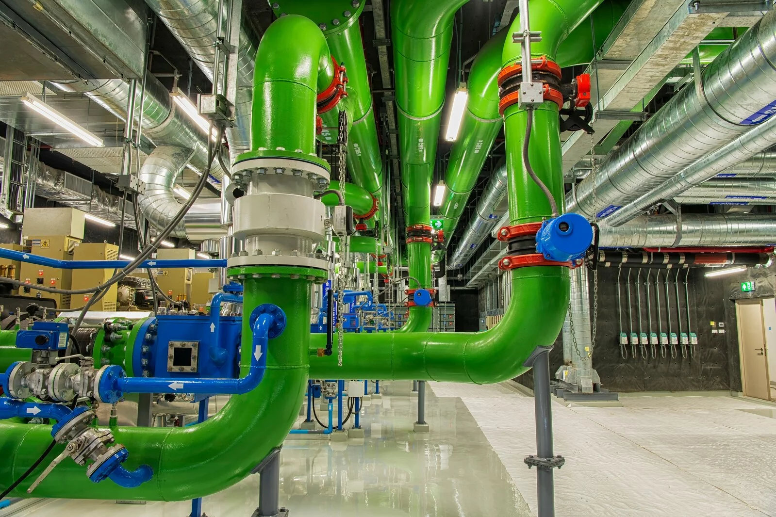  2024/06/green-pipes.jpg 