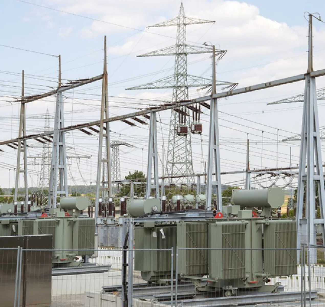  2026/05/Energy-Infrastructure-Challenges-02.png 